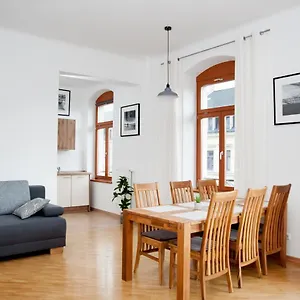1-raum-wohnung Zentral Gelegen Apartment